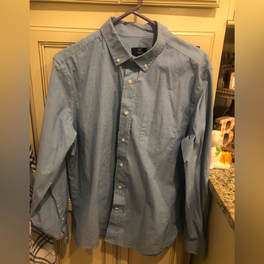 Men’s dress shirt-large 42-44, light blue, excellent condition